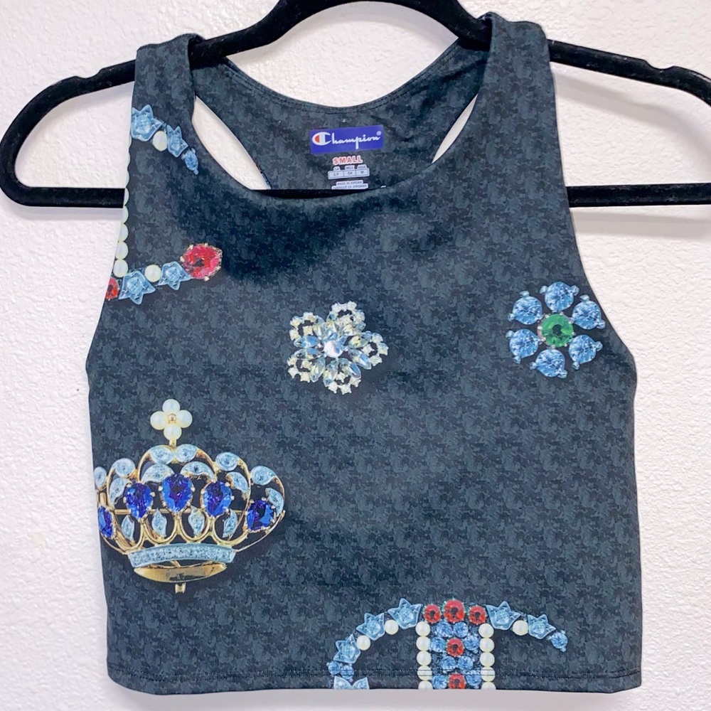 Small polyester champion active top